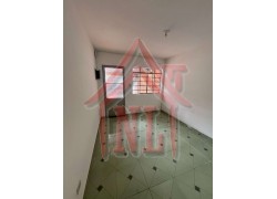 CASA INDEPENDENTE COM 01 DORM E 1 VAGA CÓD ZS 310-01